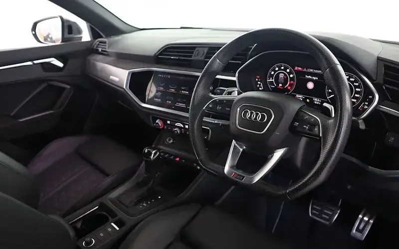 Used Audi RS Q3 Design 400 HP (294 kW) 2023 SUV