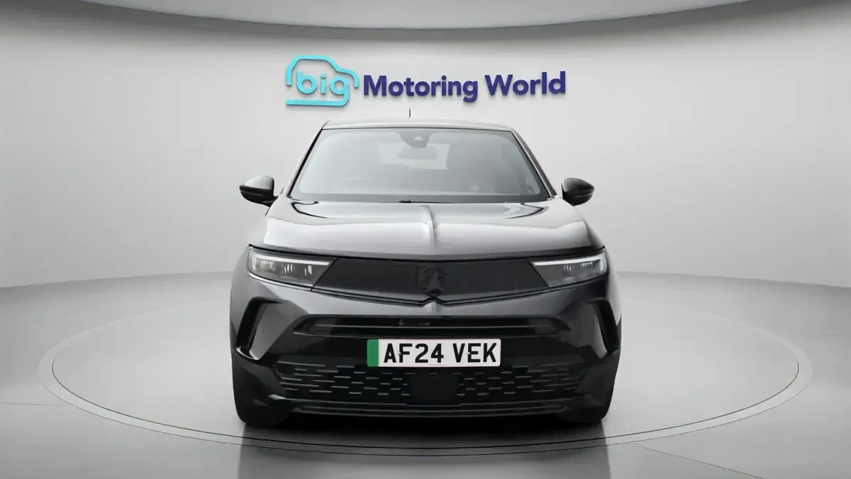 Second-hand Vauxhall Mokka 100 kW (136 CP) 2024 Negru SUV