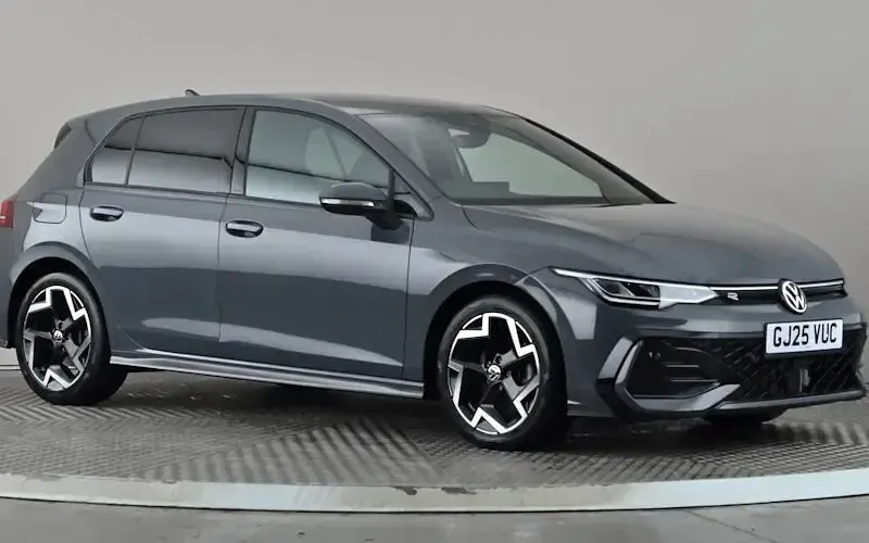 Used VW Golf VIII R-line 150 HP (110 kW) 2025 Hatchback