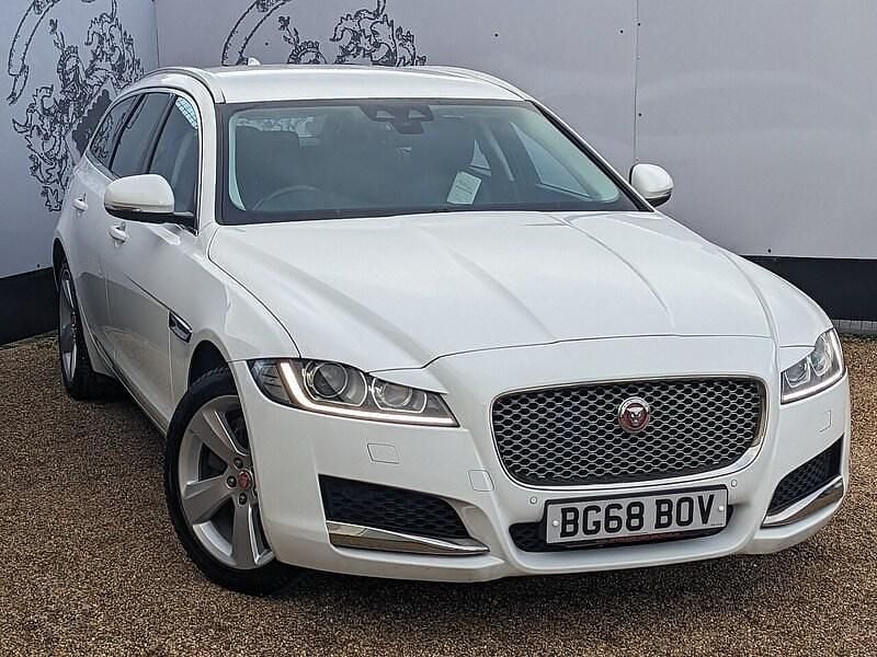 White Used 2018 Jaguar XF Portfolio Estate | £14,995 (Good price) - Image 1/4