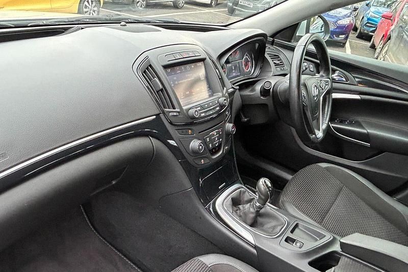 Used Vauxhall Insignia S 168 HP (123 kW) 2017 Grey Hatchback