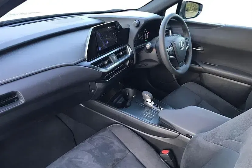 Used Lexus UX 300h 199 HP (146 kW) 2025 Unknown SUV