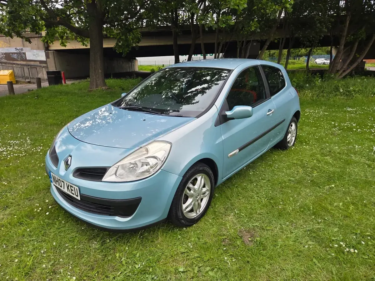Used Renault Clio Rip Curl 2007 Blue Hatchback