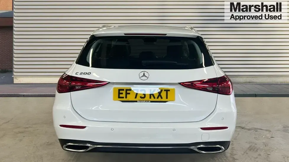 Used Mercedes C200 Exclusive Luxury 204 HP (150 kW) 2023 White