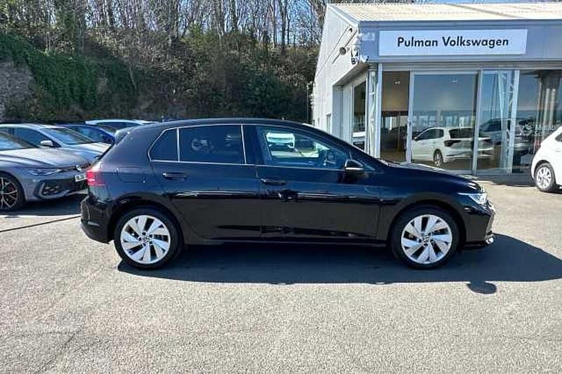 Used VW Golf VIII 150 HP (110 kW) 2024