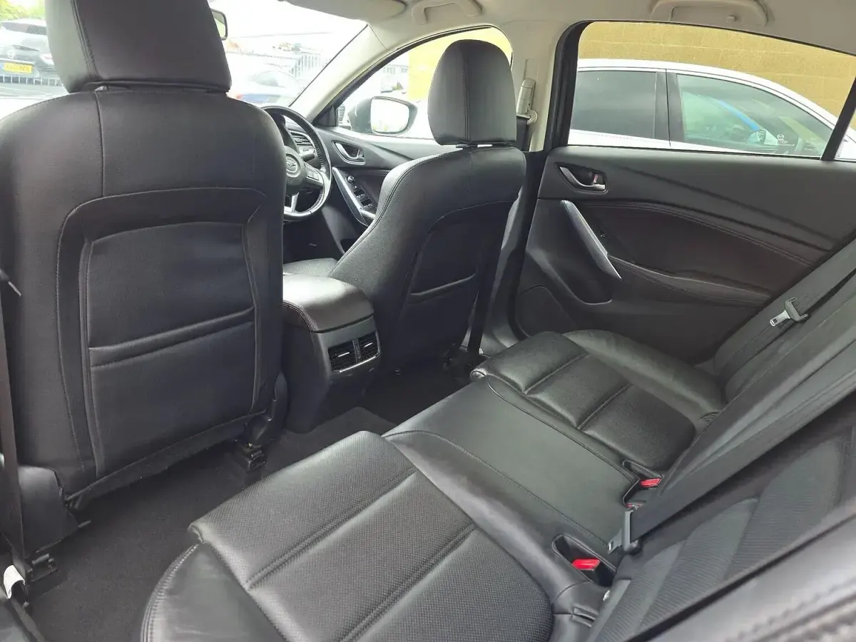 Usado Mazda 6 Inclusive 2015 Azul Berlina