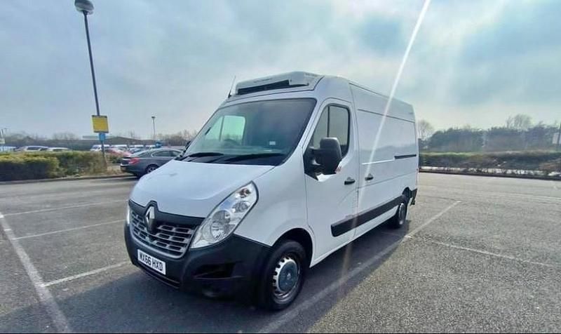 Used Renault Master Business 2016 White Van