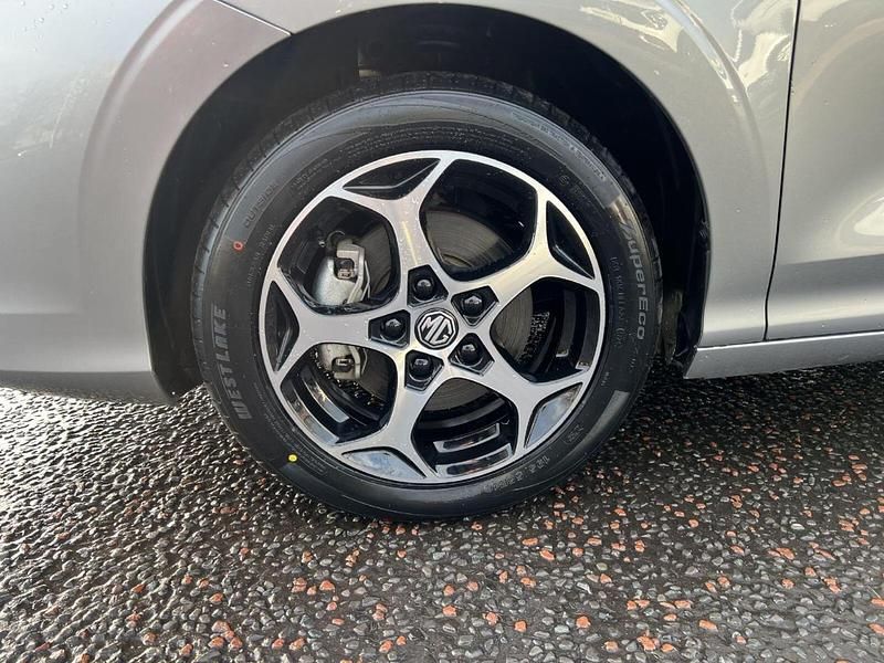 Used MG MG3 Trophy 191 HP (140 kW) 2025 Grey Hatchback