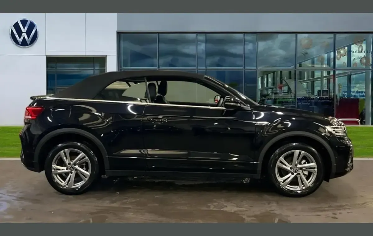 New VW T-Roc Cabriolet R-line 147 HP (108 kW) 2026 Black Cabriolet