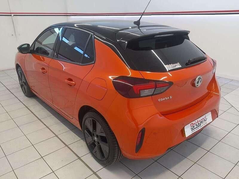 Used Vauxhall Corsa-e SRi 100 kW (136 HP) 2021 Orange Hatchback