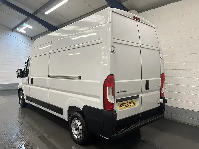 Used Citroën Relay 140 HP (102 kW) 2025 White Van