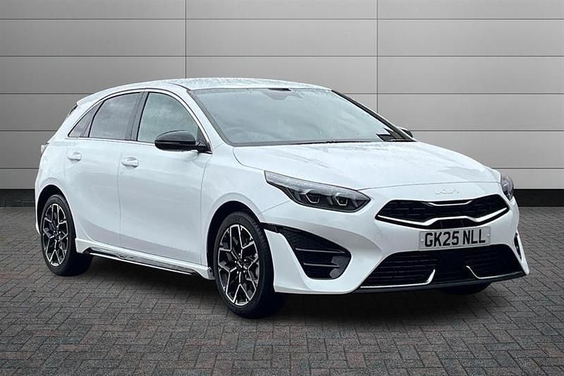 Unknown New 2025 Kia Ceed 2 Hatchback | £24,550 (Fair price) - Image 1/2