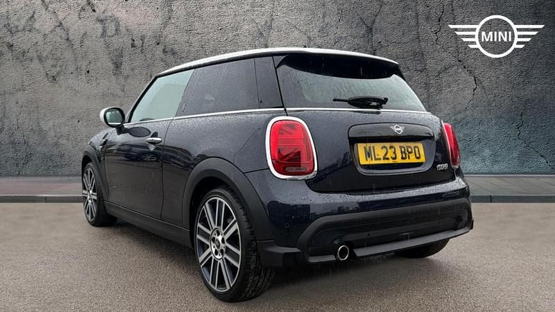 Used Mini Cooper Exclusive 134 HP (98 kW) 2023 Black Hatchback
