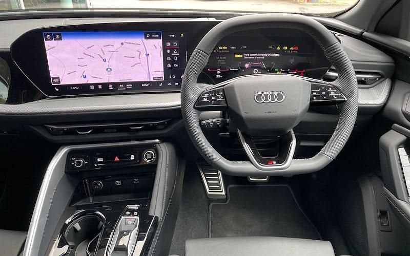 New Audi Q5 S-Line 204 HP (150 kW) 2026 Green SUV