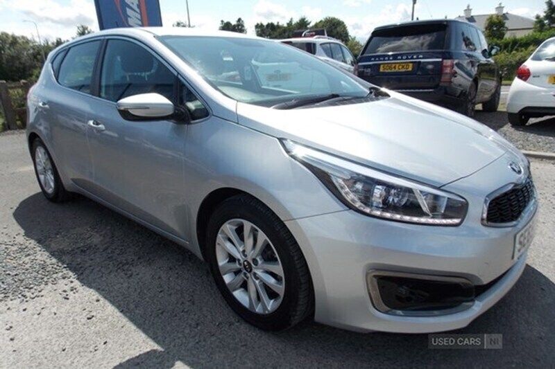Silver Used 2016 Kia Ceed 2 Hatchback | £5,995 (Fair price) - Image 1/1