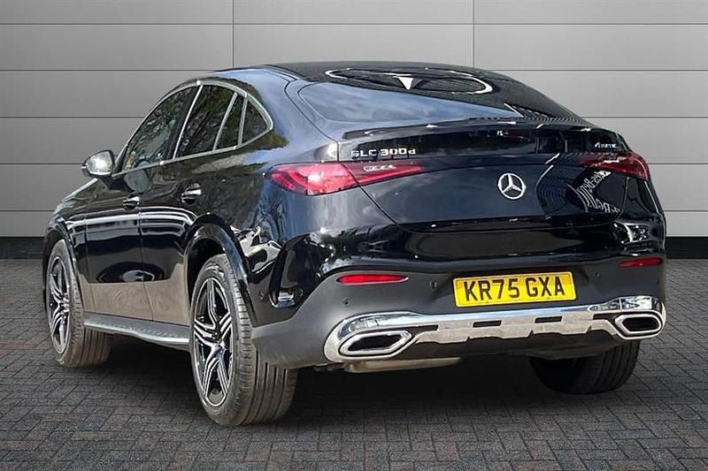 Used Mercedes GLC300 AMG Line Premium 269 HP (197 kW) 2025 Black Coupe