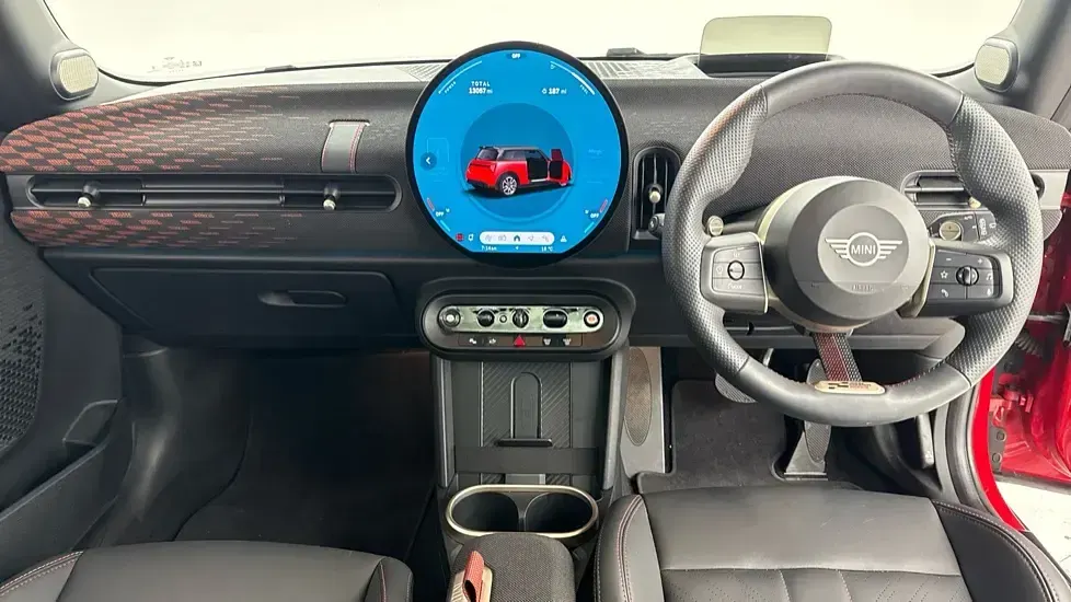 Used Mini Cooper S Hatch 201 HP (147 kW) 2024 Red Hatchback