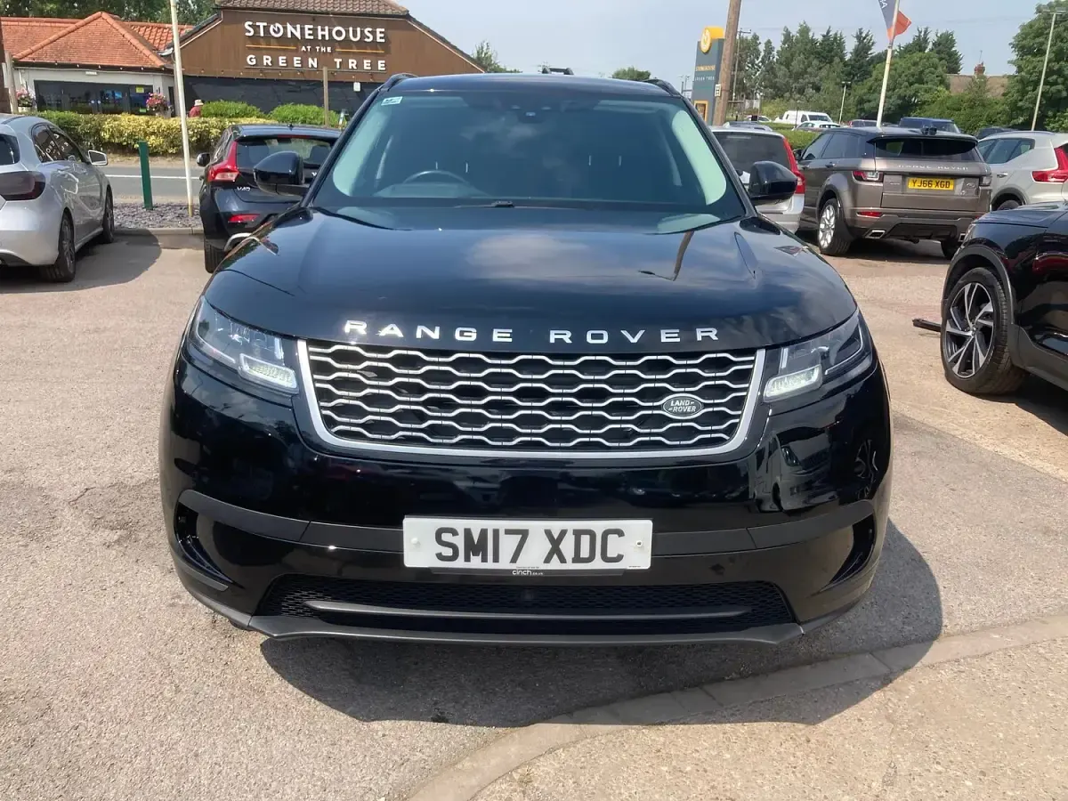 Used Land Rover Range Rover Velar S 180 HP (132 kW) 2017 Black SUV