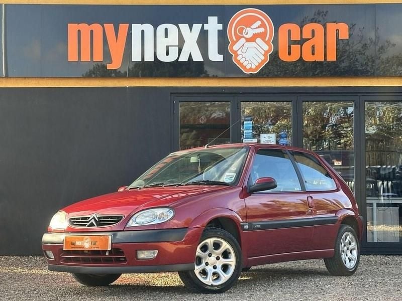Used Citroën Saxo VTR Sport 2003 Red Hatchback