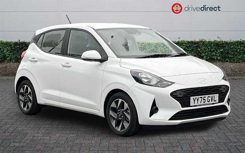 Special solid paint atlas white New 2025 Hyundai i10 Advanced Hatchback | £15,449 (Good price) - Image 1/4