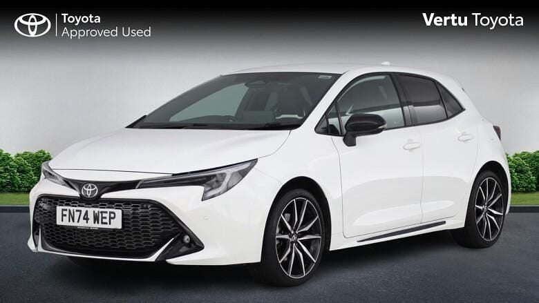 Used Toyota Corolla Sport 196 HP (144 kW) 2024 White Hatchback