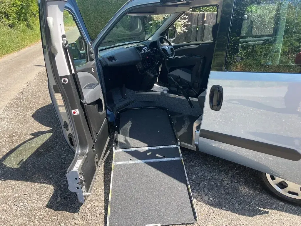 Used Fiat Doblò S 2021 Blue MPV
