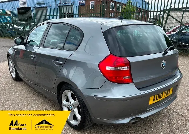 Used BMW 118 Sport Line 2010 Grey Hatchback