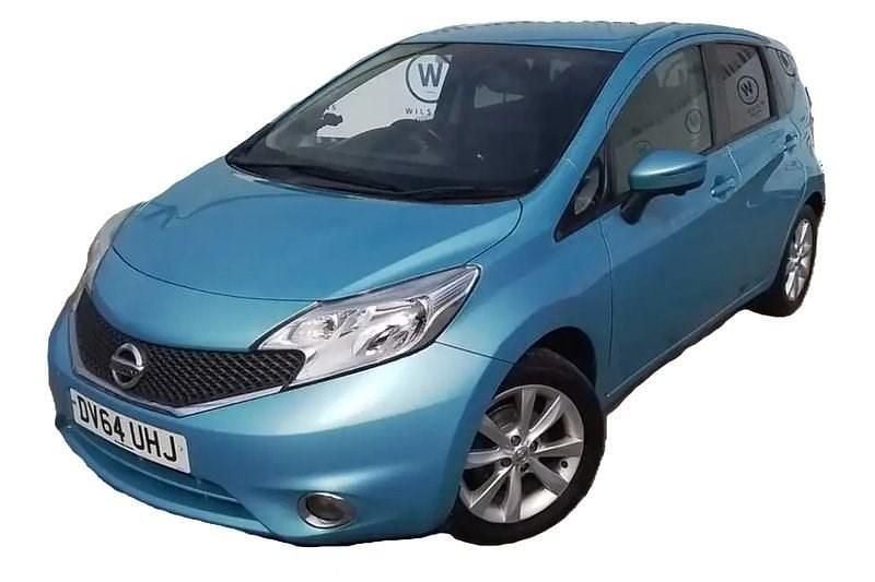 Used Toyota Yaris 99 HP (72 kW) 2016 Blue Hatchback