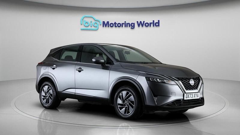 Grey Used 2023 Nissan Qashqai Acenta Premium SUV | £16,000 (Super price) - Image 1/4