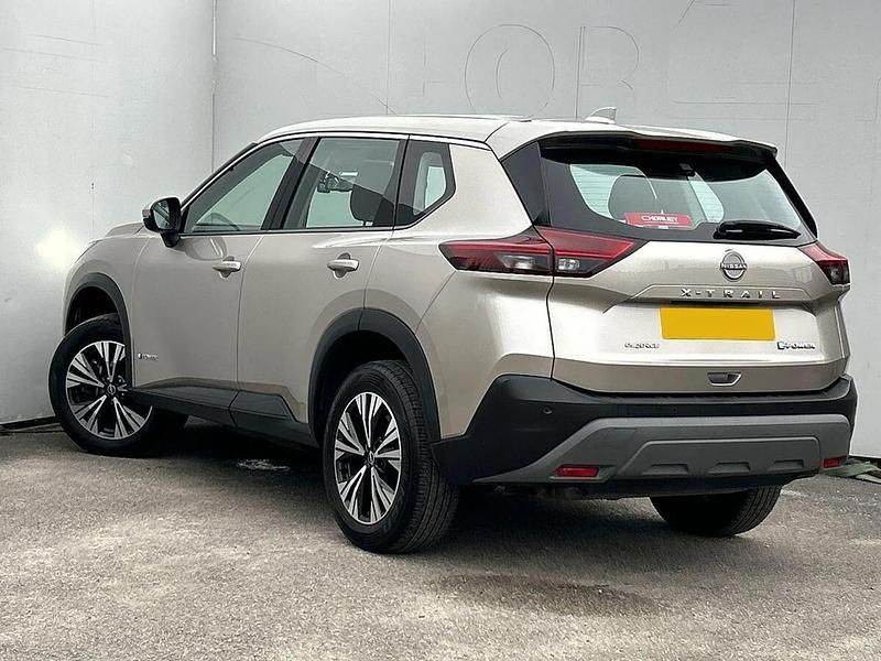 New Nissan X-Trail Acenta Premium 204 HP (150 kW) 2025 Silver SUV