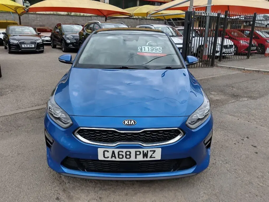 Used Kia Ceed First Edition 140 HP (102 kW) 2018 Blue Hatchback
