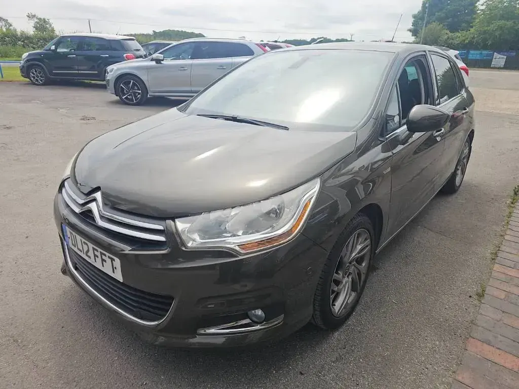 Used Citroën C4 Exclusive 150 HP (110 kW) 2012 Bronze Hatchback