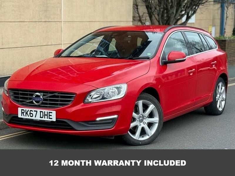 Usado Volvo V60 SE 190 HP (139 kW) 2017 Vermelho Carrinha