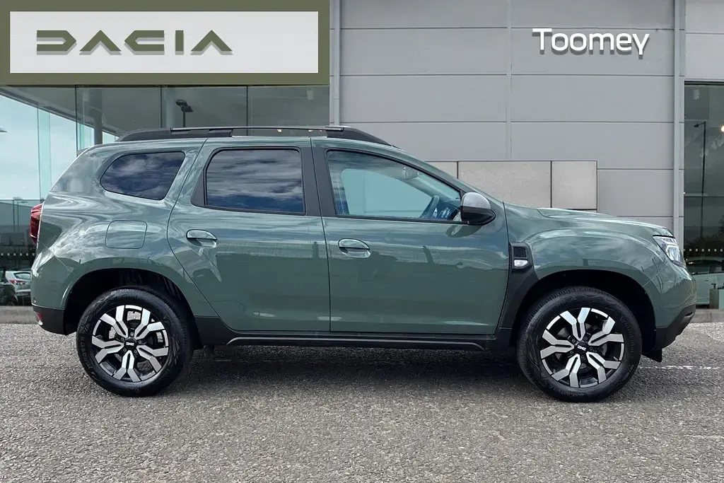 Used Dacia Duster Journey 130 HP (95 kW) 2023 Green SUV