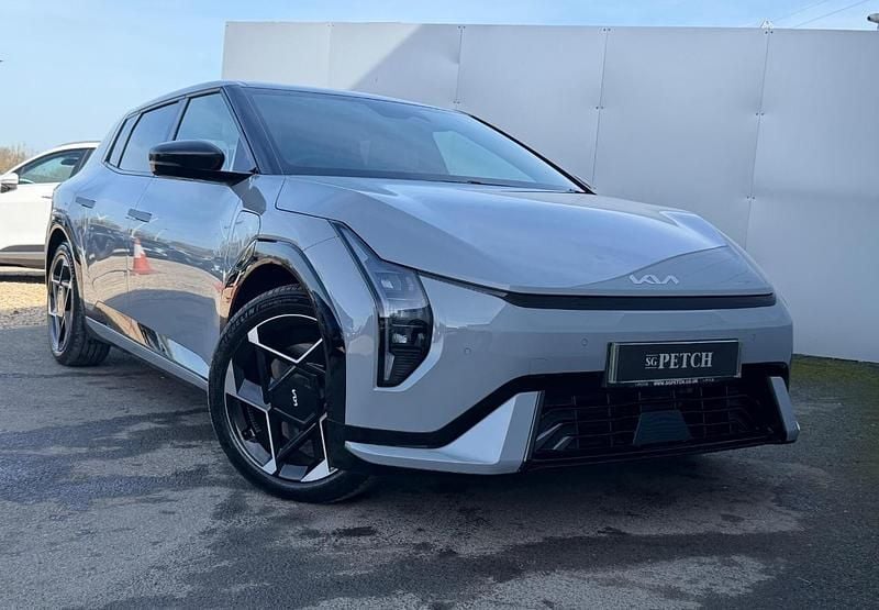 New Kia EV4 GT-Line 147 kW (201 HP) 2025 Grey Hatchback