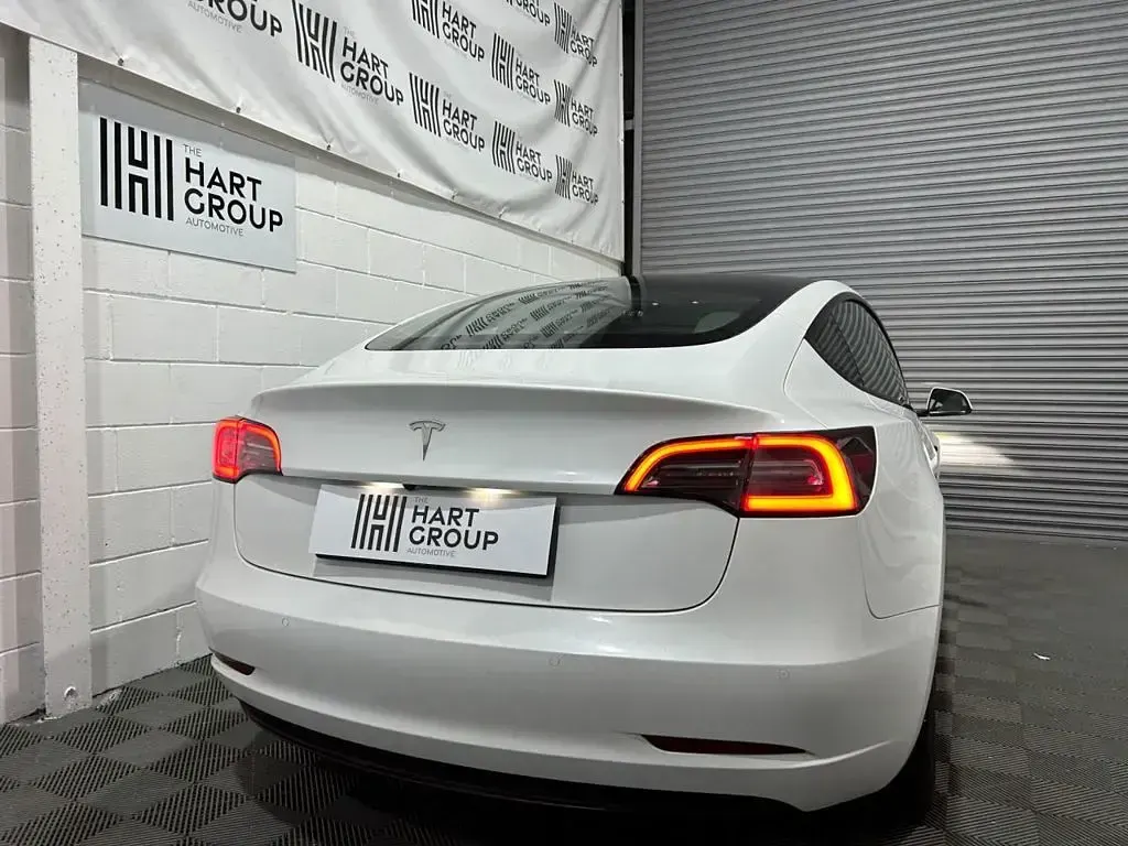 Used Tesla Model 3 11 kW (15 HP) 2021 Sedan