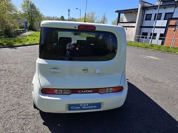 Used Nissan Cube 110 HP (80 kW) 2010 White Estate
