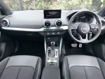 Used Audi Q2 S-Line 150 HP (110 kW) 2023 White SUV