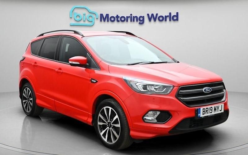 Used Ford Kuga ST-Line 150 HP (110 kW) 2019 Red SUV