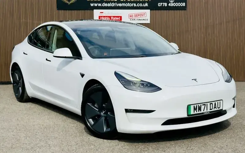 Używany Tesla Model 3 Long Range AWD 258 kW (351 KM) 2023 Sedan/Limuzyna