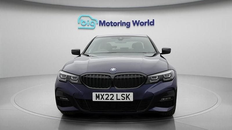 Used BMW 330e M Sport 292 HP (214 kW) 2022 Blue Sedan
