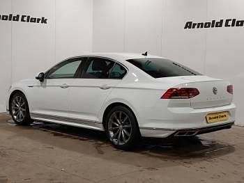 Used VW Passat R-line 190 HP (139 kW) 2020 White Sedan