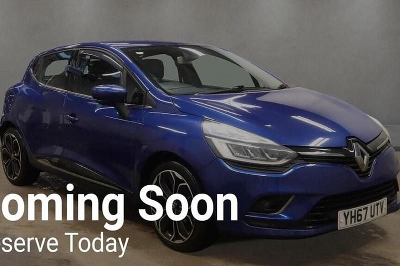 Used Renault Clio IV Play 75 HP (55 kW) 2017 White Hatchback