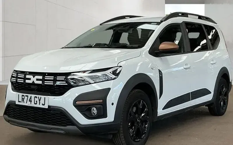 Used Dacia Jogger Extreme 141 HP (103 kW) 2024 MPV