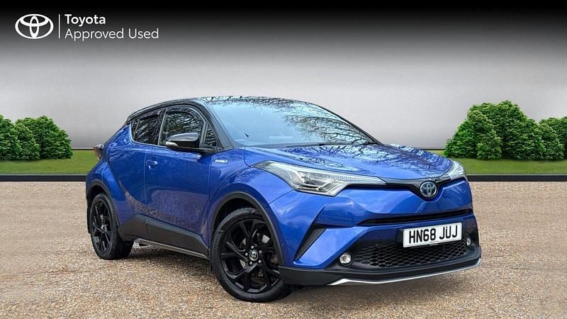 Used Toyota C-HR 122 HP (89 kW) 2019 Nebula blue bitone SUV