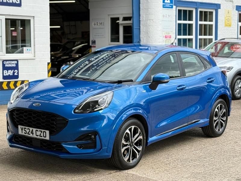 Desert island blue metallic Used 2024 Ford Puma ST-Line Hatchback | £17,995 (Fair price) - Image 1/4