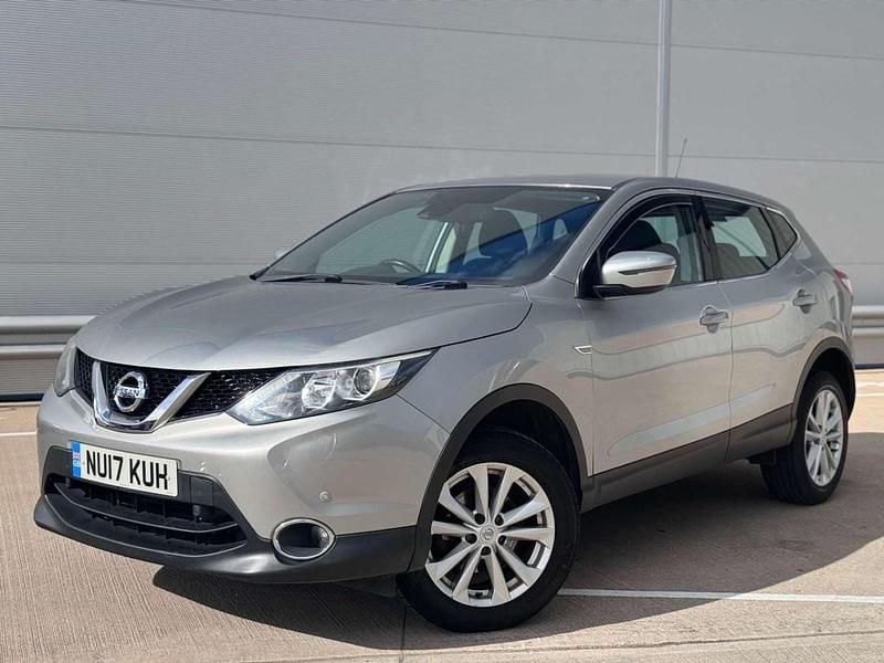 Used Nissan Qashqai Acenta 110 HP (80 kW) 2017 Silver SUV