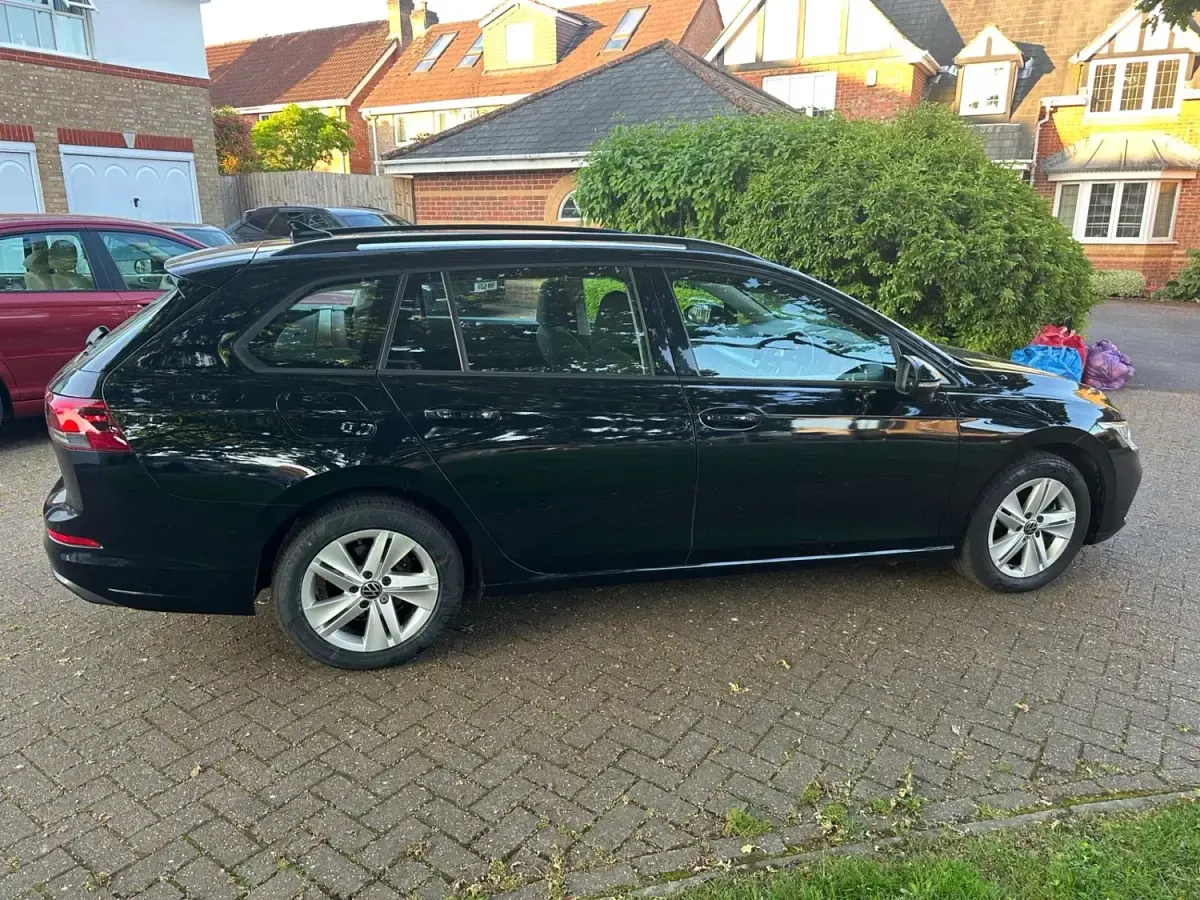 Usado VW Golf VIII Life 2021 Preto Carrinha