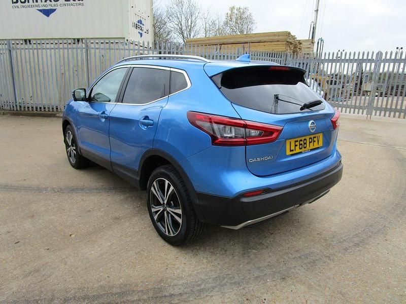 Used Nissan Qashqai N-Connecta 2018 Blue SUV