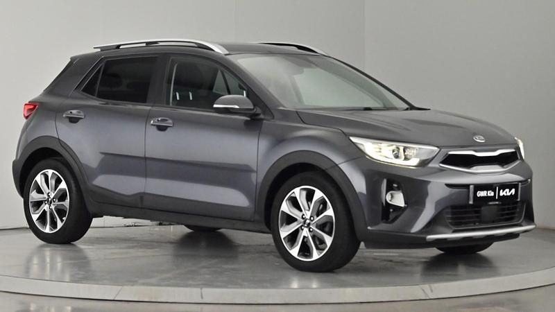Grey Used 2020 Kia Stonic 3 SUV | £15,250 (Fair price) - Image 1/4